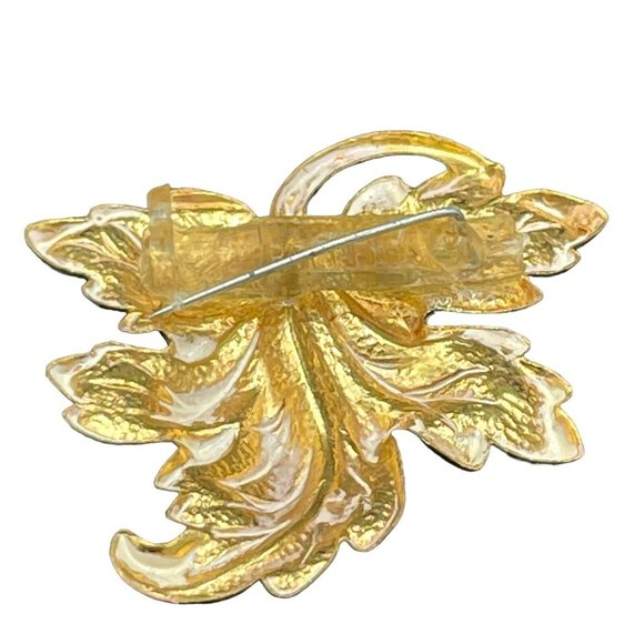 Vintage Leaf Brooch Gold Tone Engraved Veins Fall Pin Textured 2” - Picture 2 of 4